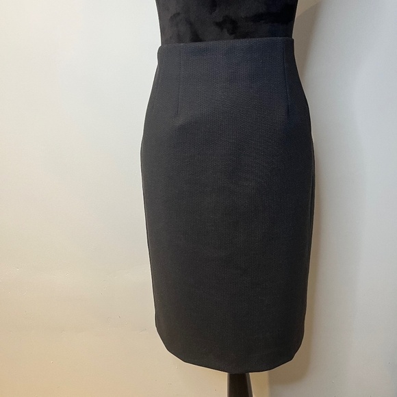Neiman Marcus skirt size 10 preloved - Picture 1 of 6